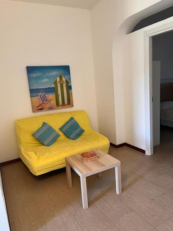 Menichetta Bilo 5 Posti Con Piscina Gratuita Dal 13 Luglio Al 1 Settembre Apartman Vulcano  Kültér fotó